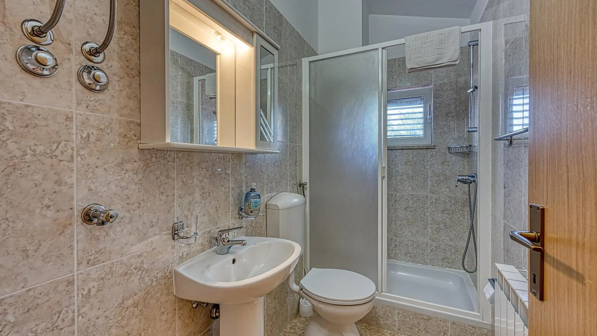 Pool House Robertino - Happy Rentals Tar-Vabriga